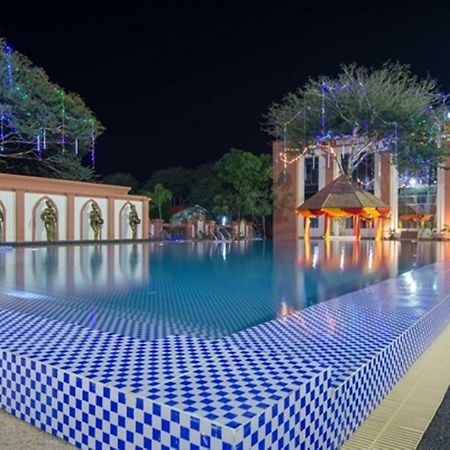 ซู ไทน์ ซาน รอยัล พาเลซ โฮเต็ล Hotel พุกาม ภายนอก รูปภาพ
