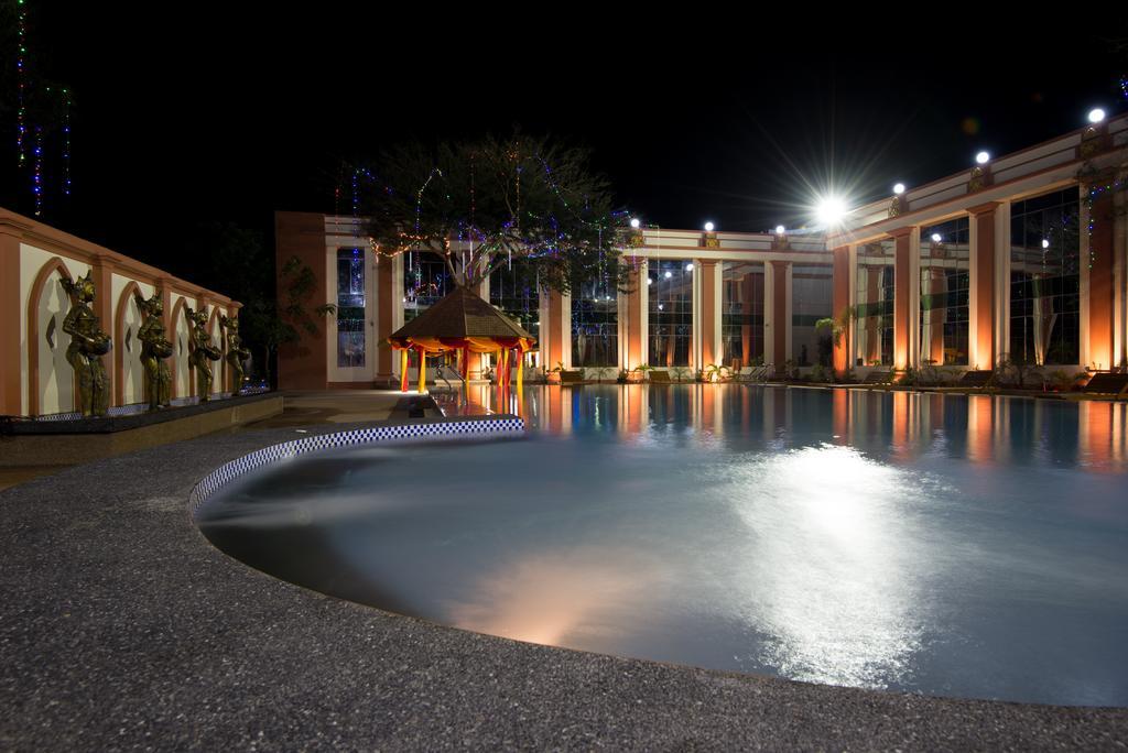 ซู ไทน์ ซาน รอยัล พาเลซ โฮเต็ล Hotel พุกาม ภายนอก รูปภาพ