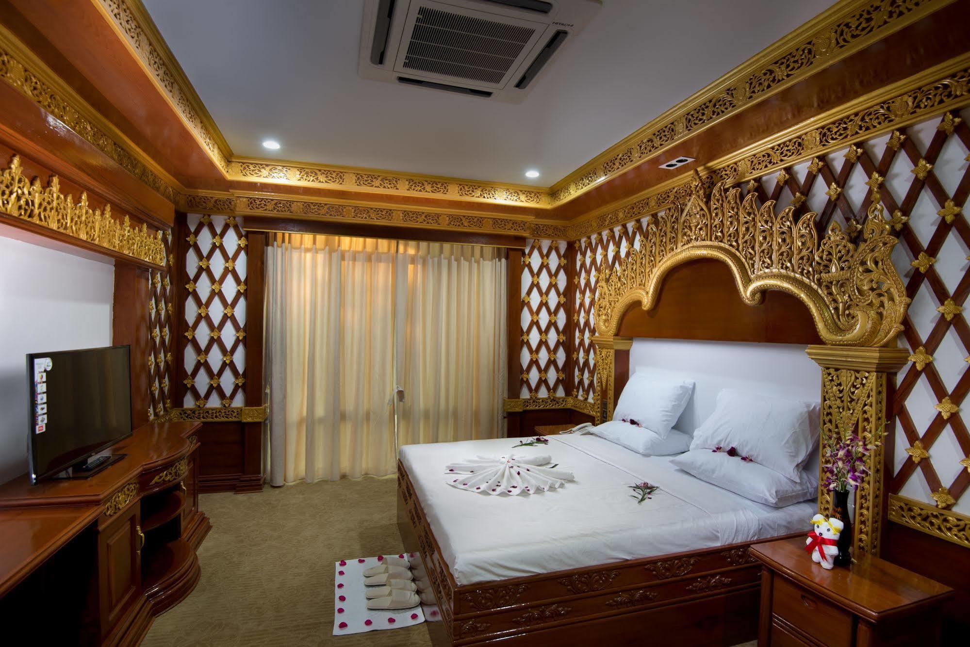 ซู ไทน์ ซาน รอยัล พาเลซ โฮเต็ล Hotel พุกาม ภายนอก รูปภาพ