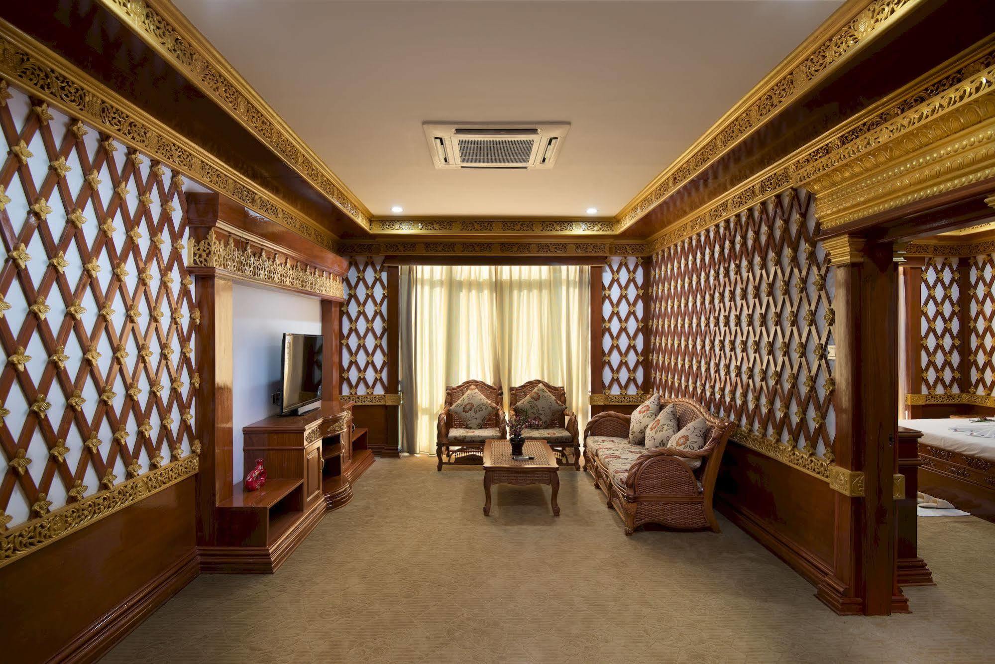ซู ไทน์ ซาน รอยัล พาเลซ โฮเต็ล Hotel พุกาม ภายนอก รูปภาพ