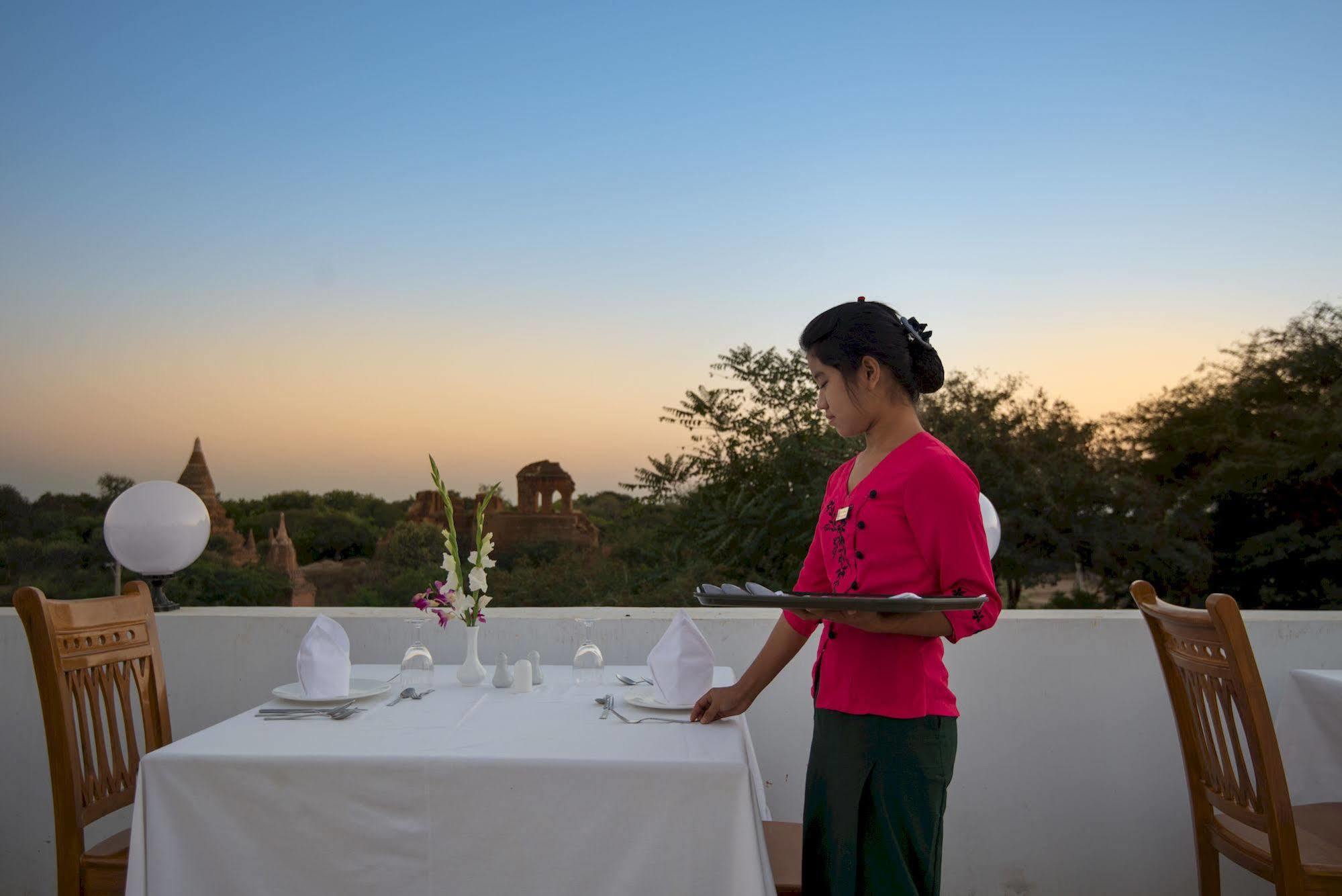 ซู ไทน์ ซาน รอยัล พาเลซ โฮเต็ล Hotel พุกาม ภายนอก รูปภาพ